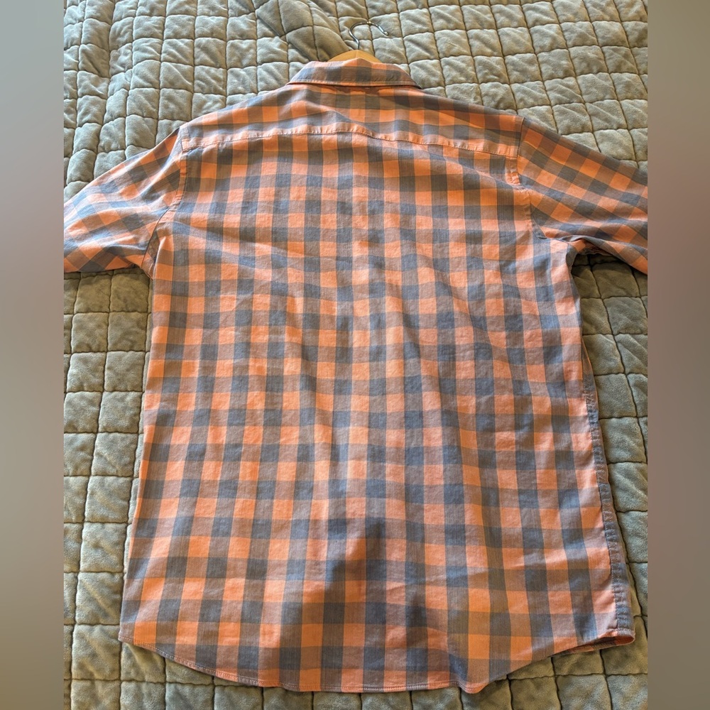 Faherty short sleeve button down, salmon and light blue check. Very soft! - Picture 3 of 7